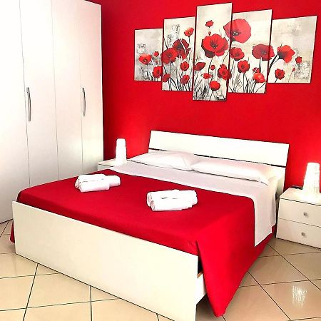 Il Girasole Bed & Breakfast วีโบ วาเลนเซีย ภายนอก รูปภาพ