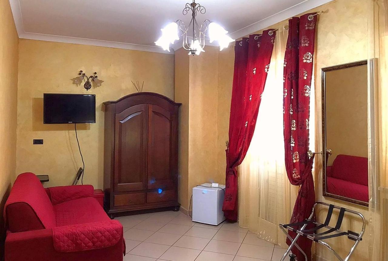 Il Girasole Bed & Breakfast วีโบ วาเลนเซีย ภายนอก รูปภาพ