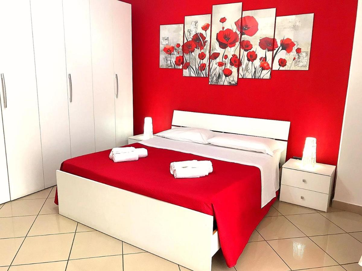 Il Girasole Bed & Breakfast วีโบ วาเลนเซีย ภายนอก รูปภาพ
