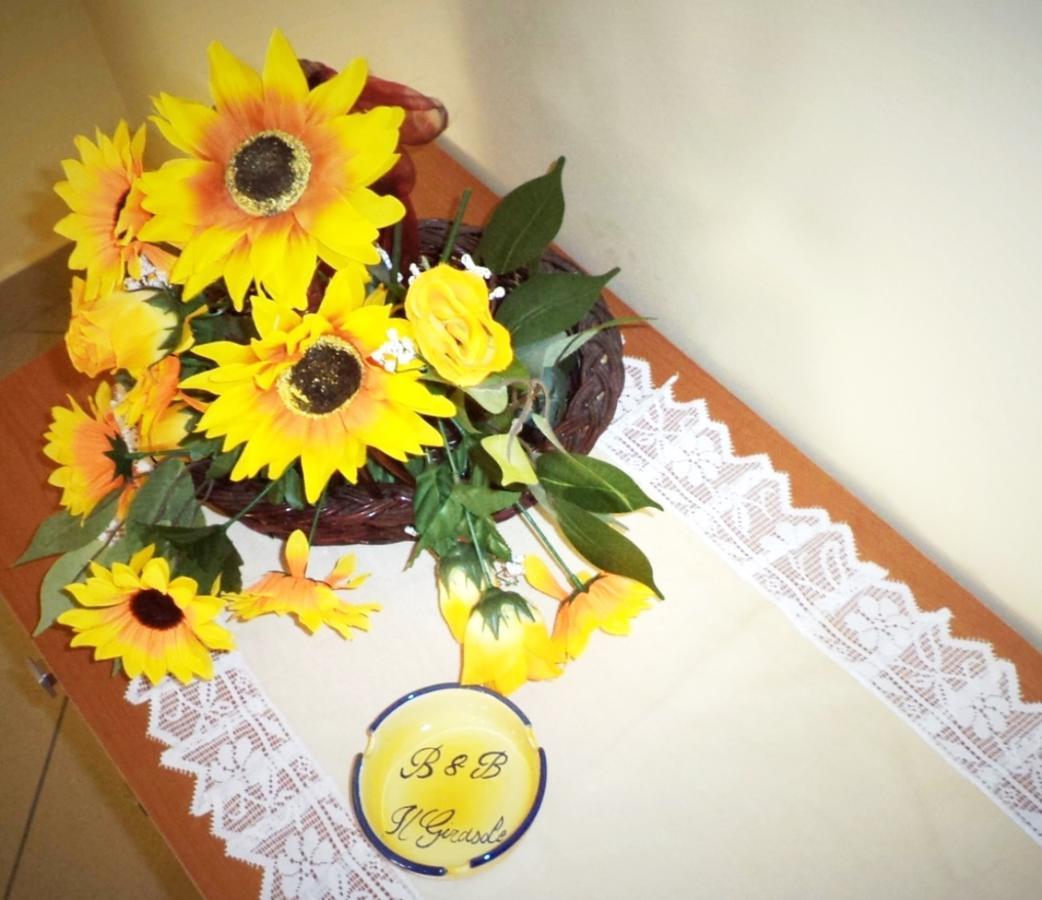 Il Girasole Bed & Breakfast วีโบ วาเลนเซีย ภายนอก รูปภาพ